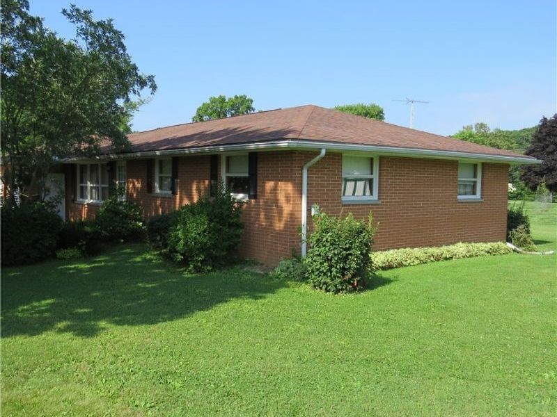 1165 Kensington Road NE, Carrollton, OH 44615 Photo 2