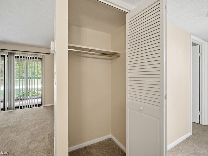 22952 Mastick Road, Unit 101, Fairview Park, OH 44126 Photo 11