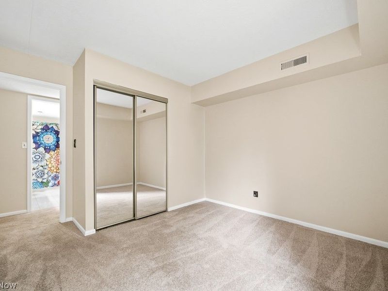 22952 Mastick Road, Unit 101, Fairview Park, OH 44126 Photo 18