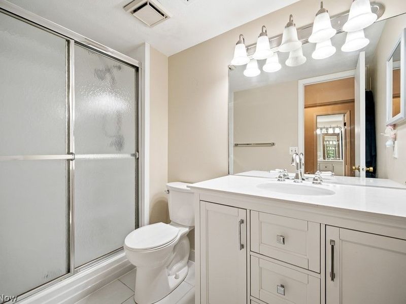22952 Mastick Road, Unit 101, Fairview Park, OH 44126 Photo 22