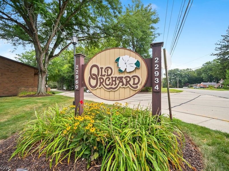 22952 Mastick Road, Unit 101, Fairview Park, OH 44126 Photo 26