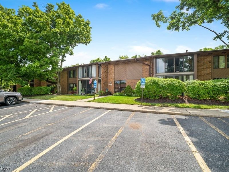 22952 Mastick Road, Unit 101, Fairview Park, OH 44126 Photo 30