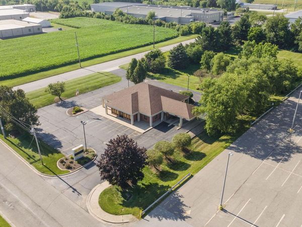 201 S Koomler Drive , La Porte, IN 46350