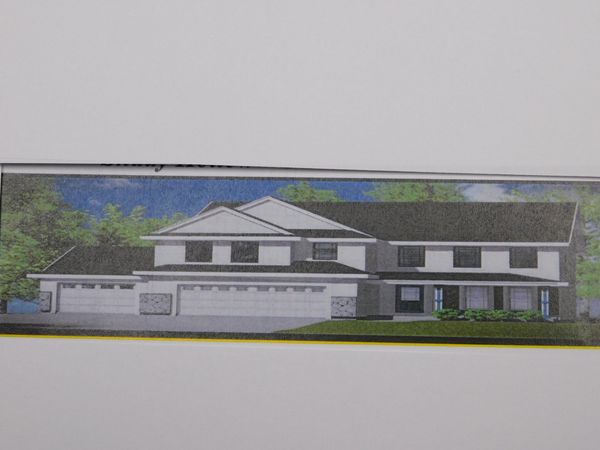 316 Winterberry Ln, Grafton, WI 53024