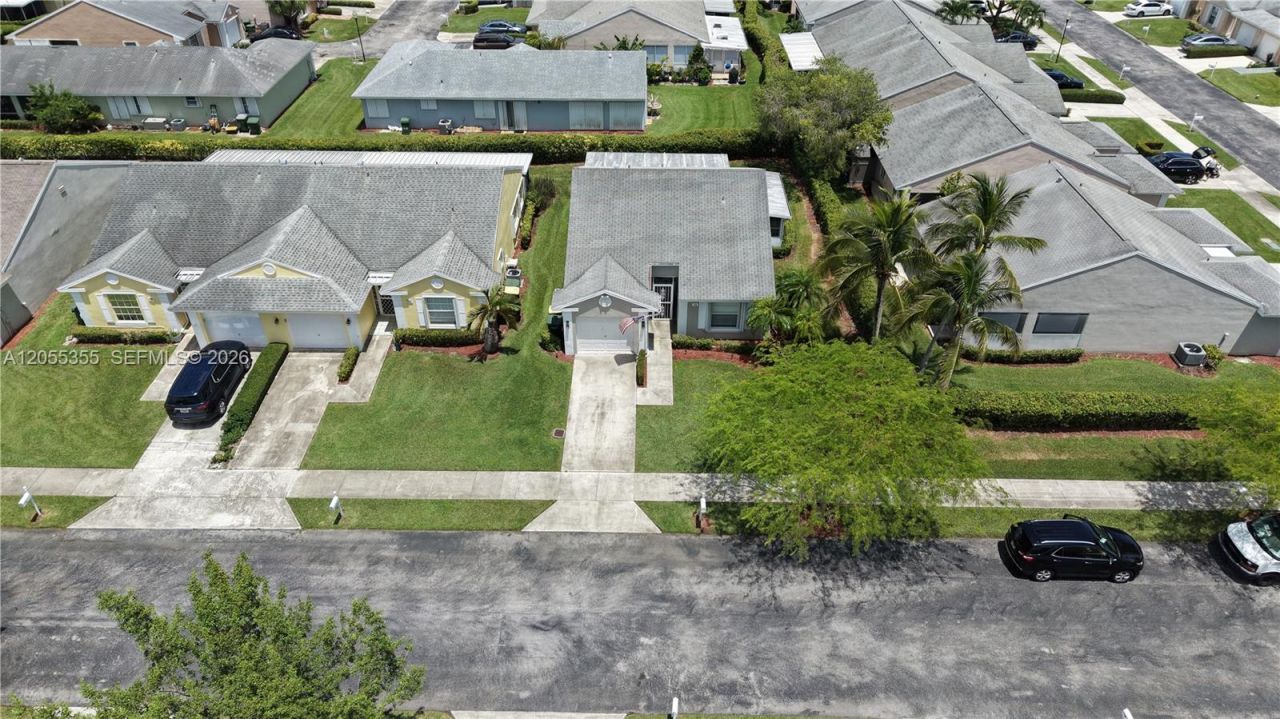 715 SE 22nd Ln , Homestead, FL 33033 Photo