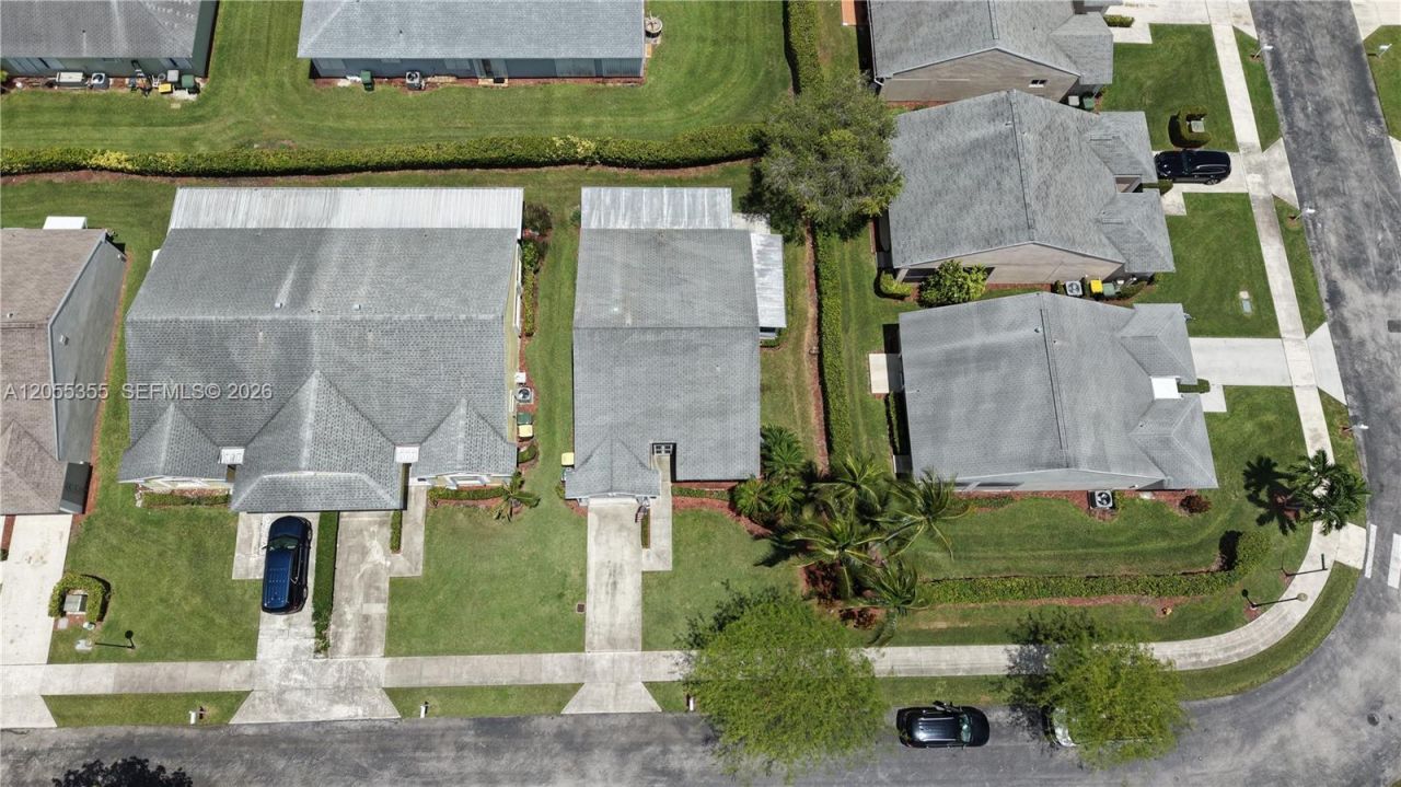 715 SE 22nd Ln , Homestead, FL 33033 Photo