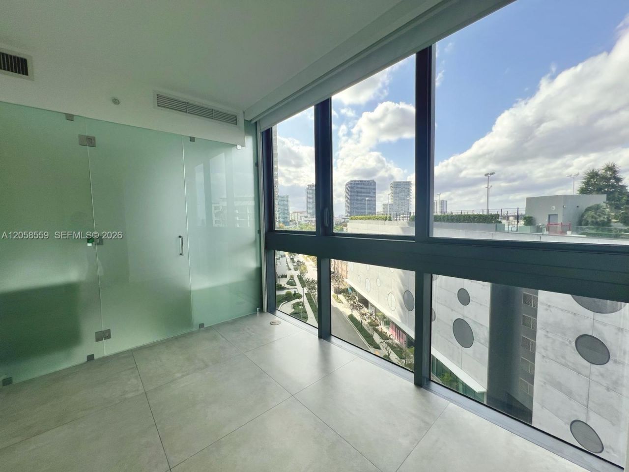 650 NE 32nd St , Unit 908, Miami, FL 33137 Photo