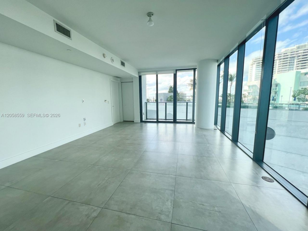 650 NE 32nd St , Unit 908, Miami, FL 33137 Photo