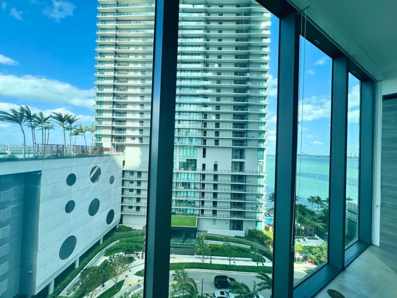 650 NE 32nd St , Unit 908, Miami, FL 33137 Photo