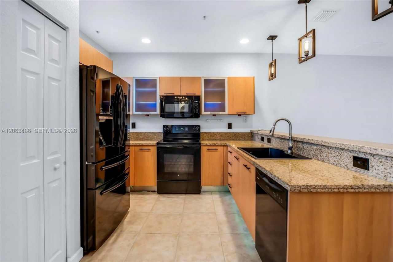 2516 SW 14th Ave , Unit 403, Fort Lauderdale, FL 33315 Photo
