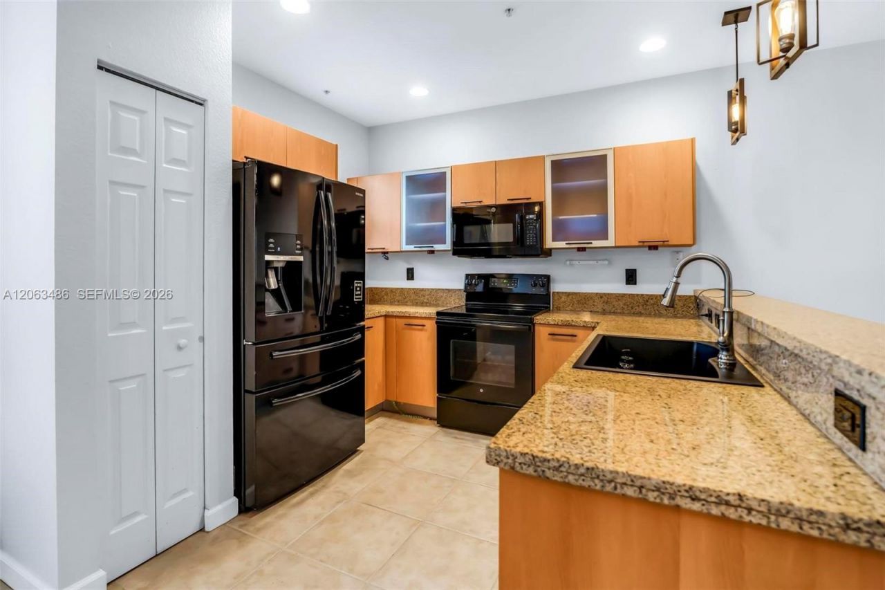 2516 SW 14th Ave , Unit 403, Fort Lauderdale, FL 33315 Photo