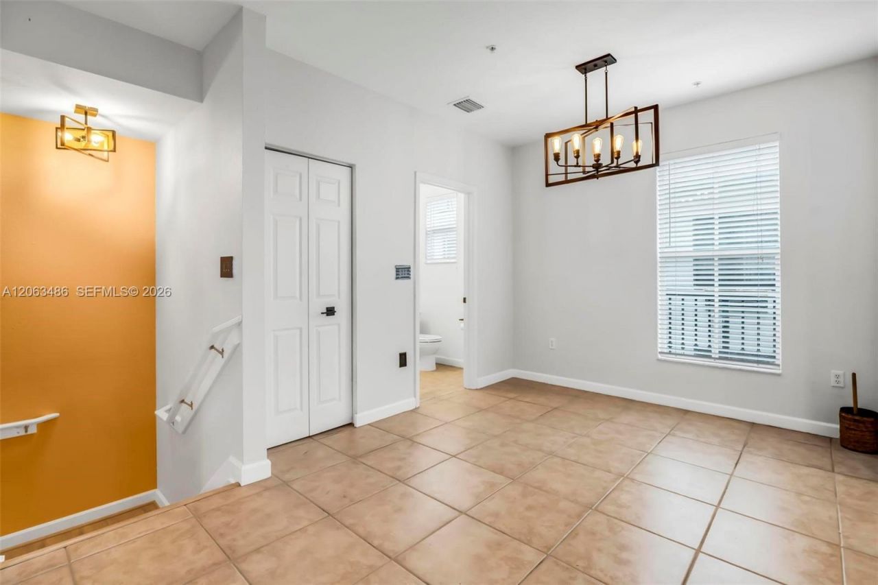 2516 SW 14th Ave , Unit 403, Fort Lauderdale, FL 33315 Photo