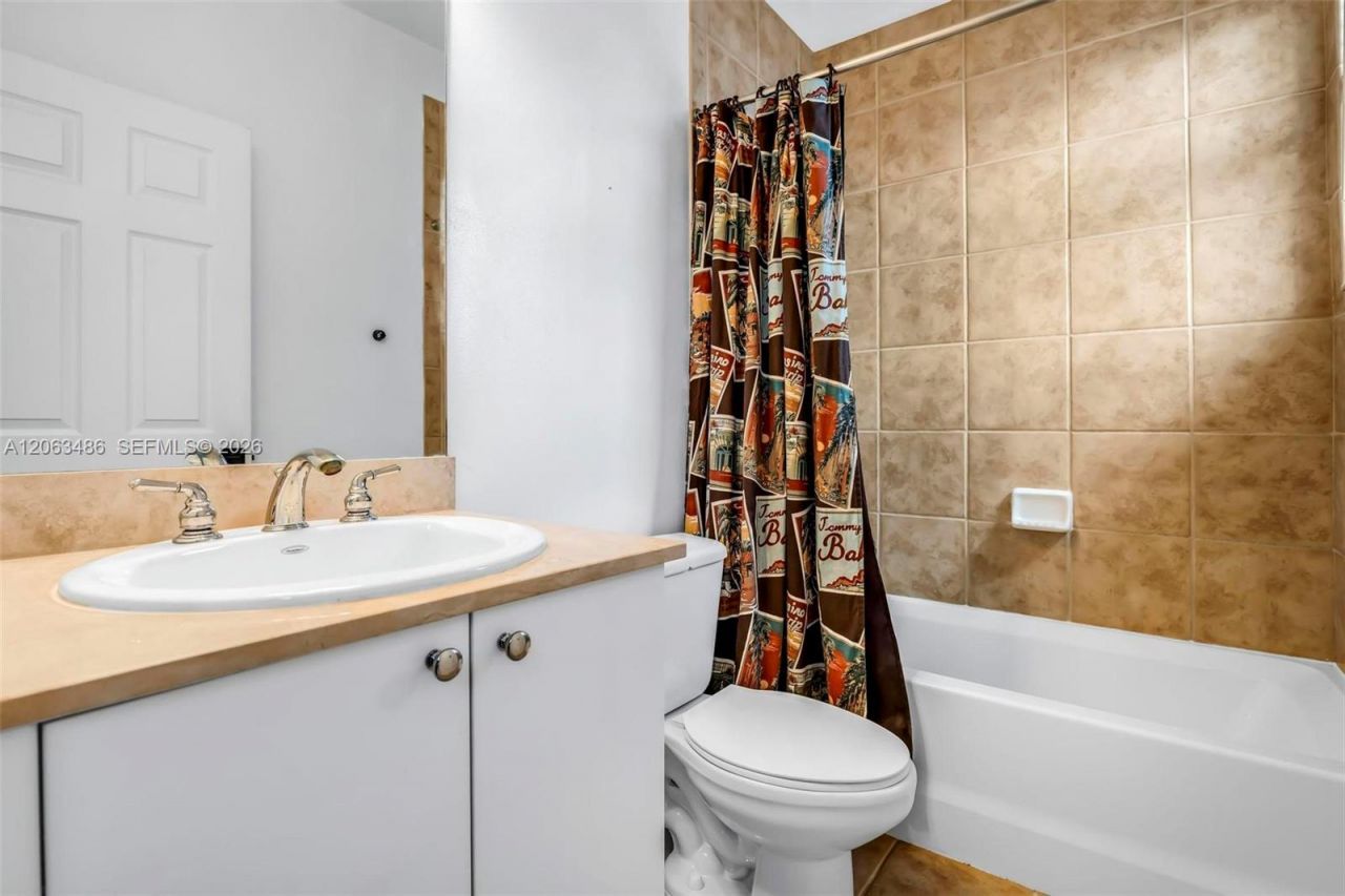 2516 SW 14th Ave , Unit 403, Fort Lauderdale, FL 33315 Photo