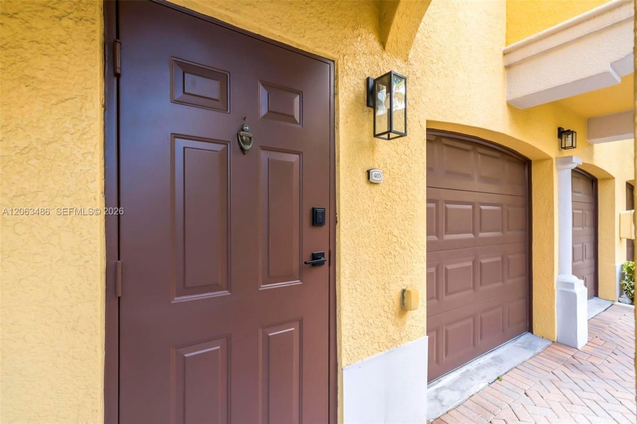 2516 SW 14th Ave, Unit 403, Fort Lauderdale, FL 33315 Photo