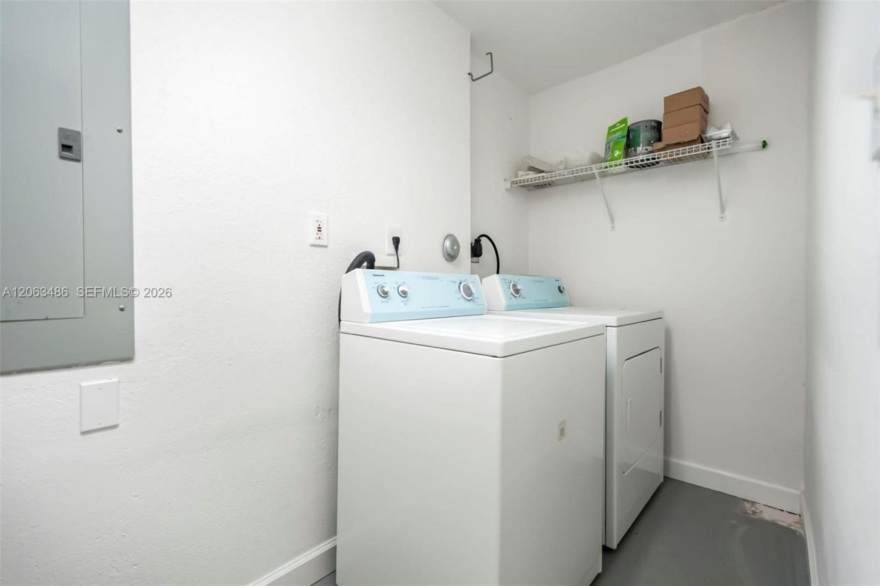 2516 SW 14th Ave, Unit 403, Fort Lauderdale, FL 33315 Photo