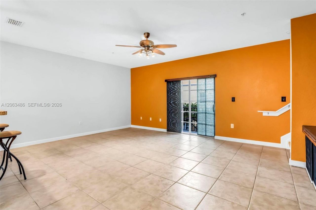 2516 SW 14th Ave, Unit 403, Fort Lauderdale, FL 33315 Photo