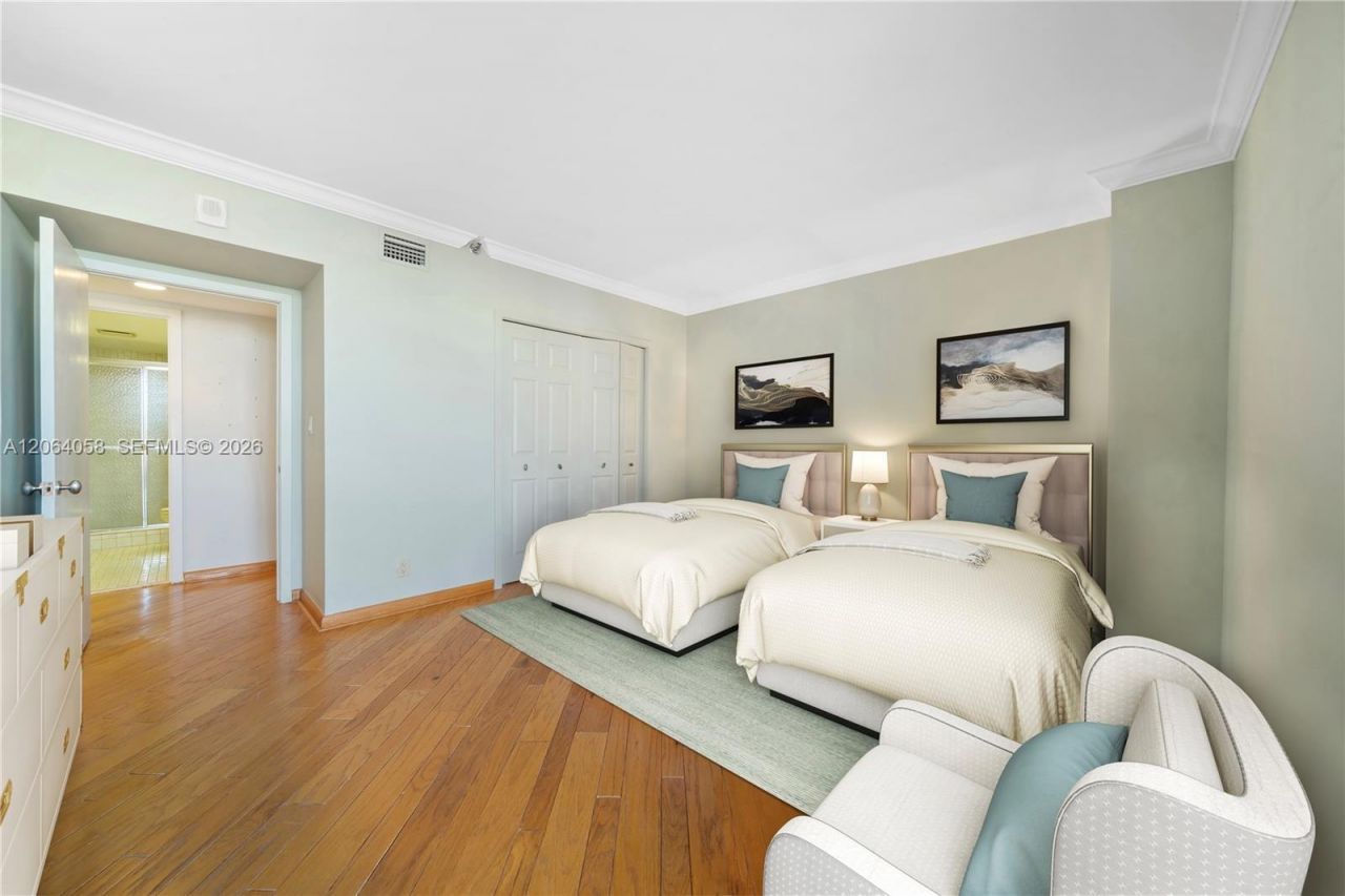 19707 Turnberry Way , Unit 6K, Aventura, FL 33180 Photo
