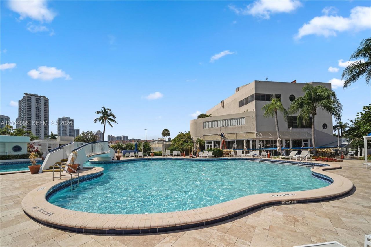 19707 Turnberry Way , Unit 6K, Aventura, FL 33180 Photo