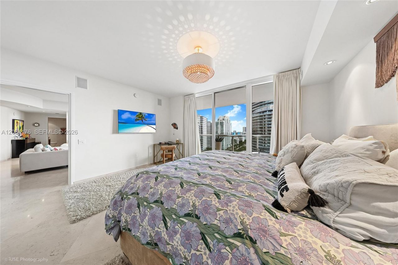 450 Alton Rd , Unit 1904, Miami Beach, FL 33139 Photo