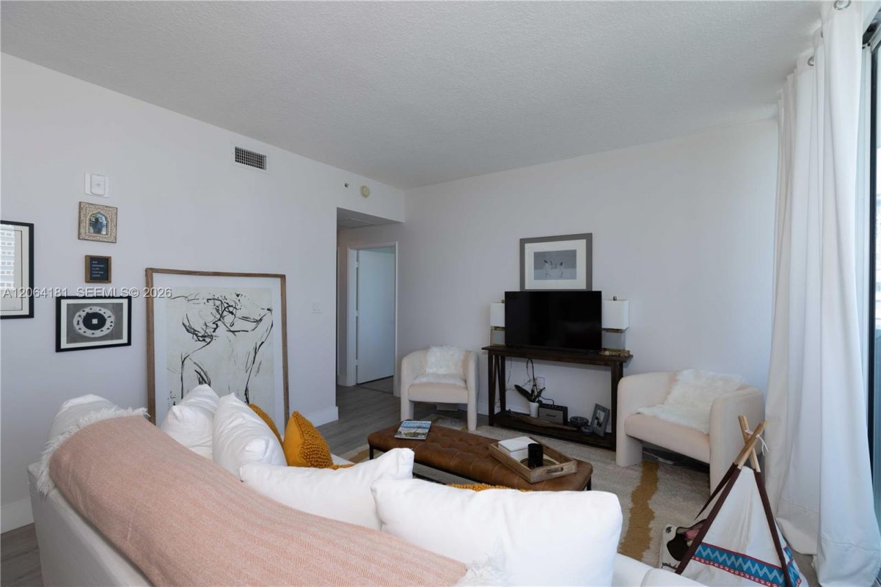 6580 Indian Creek Dr, Unit 510, Miami Beach, FL 33141 Photo