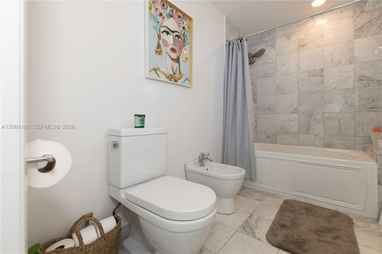 6580 Indian Creek Dr, Unit 510, Miami Beach, FL 33141 Photo