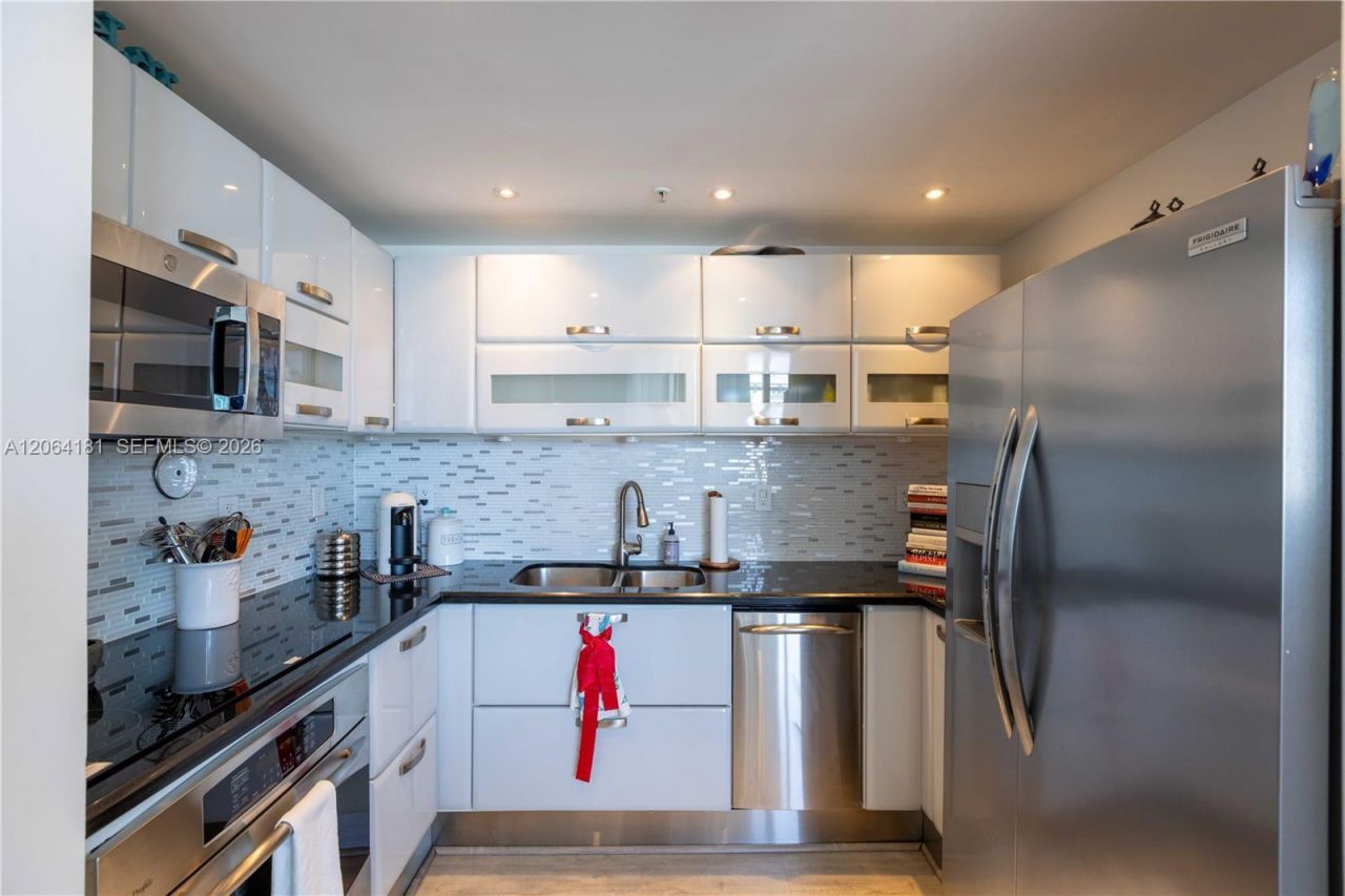 6580 Indian Creek Dr, Unit 510, Miami Beach, FL 33141 Photo