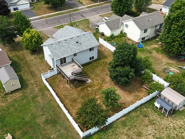 1464 Roosevelt Street S, Cambridge, MN 55008