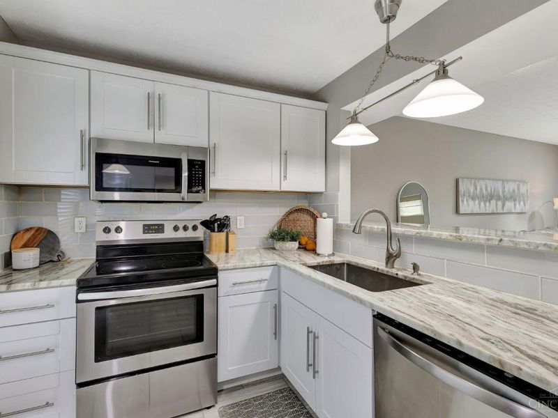 1012 John Street, Cincinnati, OH 45203 Photo 11