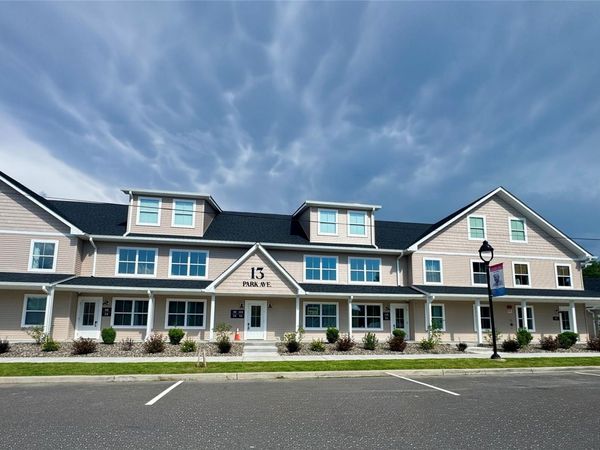 13 Park Avenue , Unit 1A, Wallkill, NY 12589