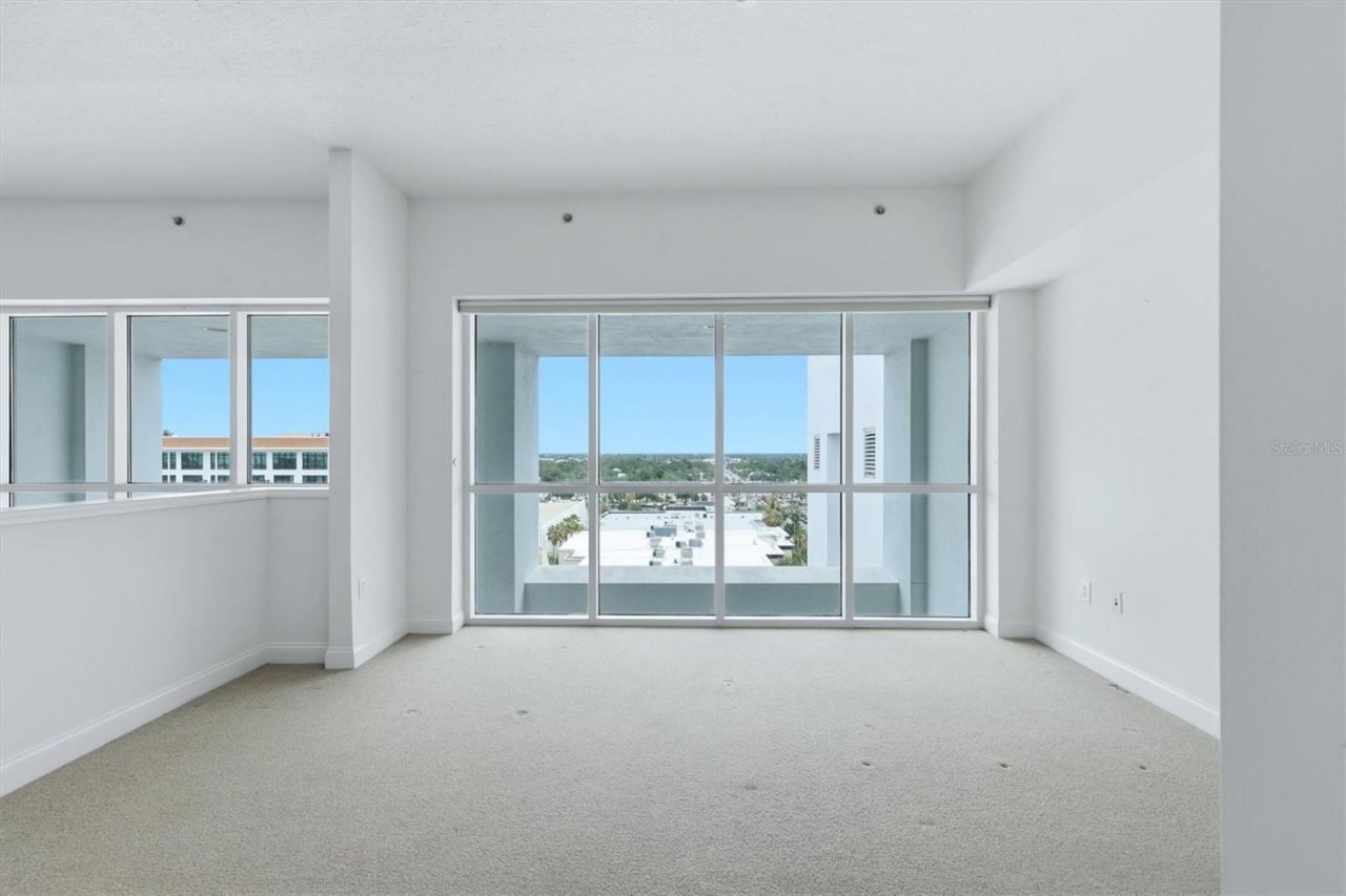 1990 Main Street, Unit 4, Sarasota, FL 34236 Photo