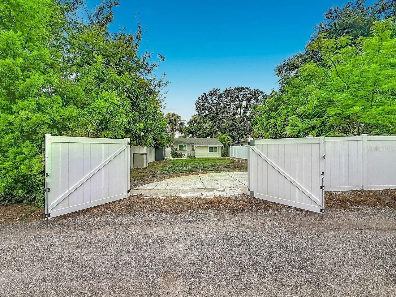 5458 6th Avenue N, Saint Petersburg, FL 33710 Photo
