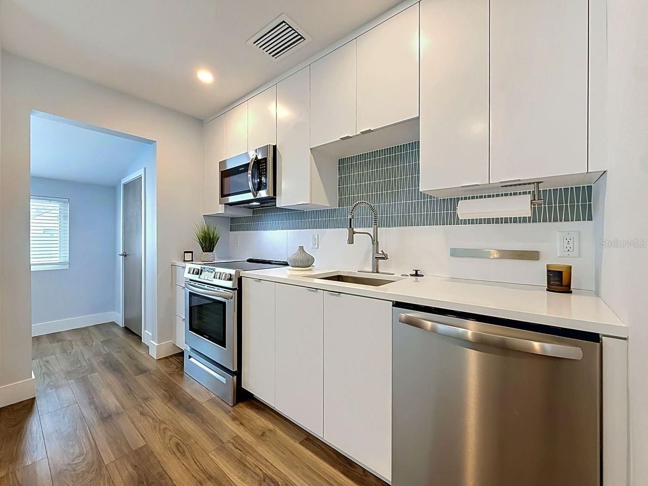 5458 6th Avenue N, Saint Petersburg, FL 33710 Photo