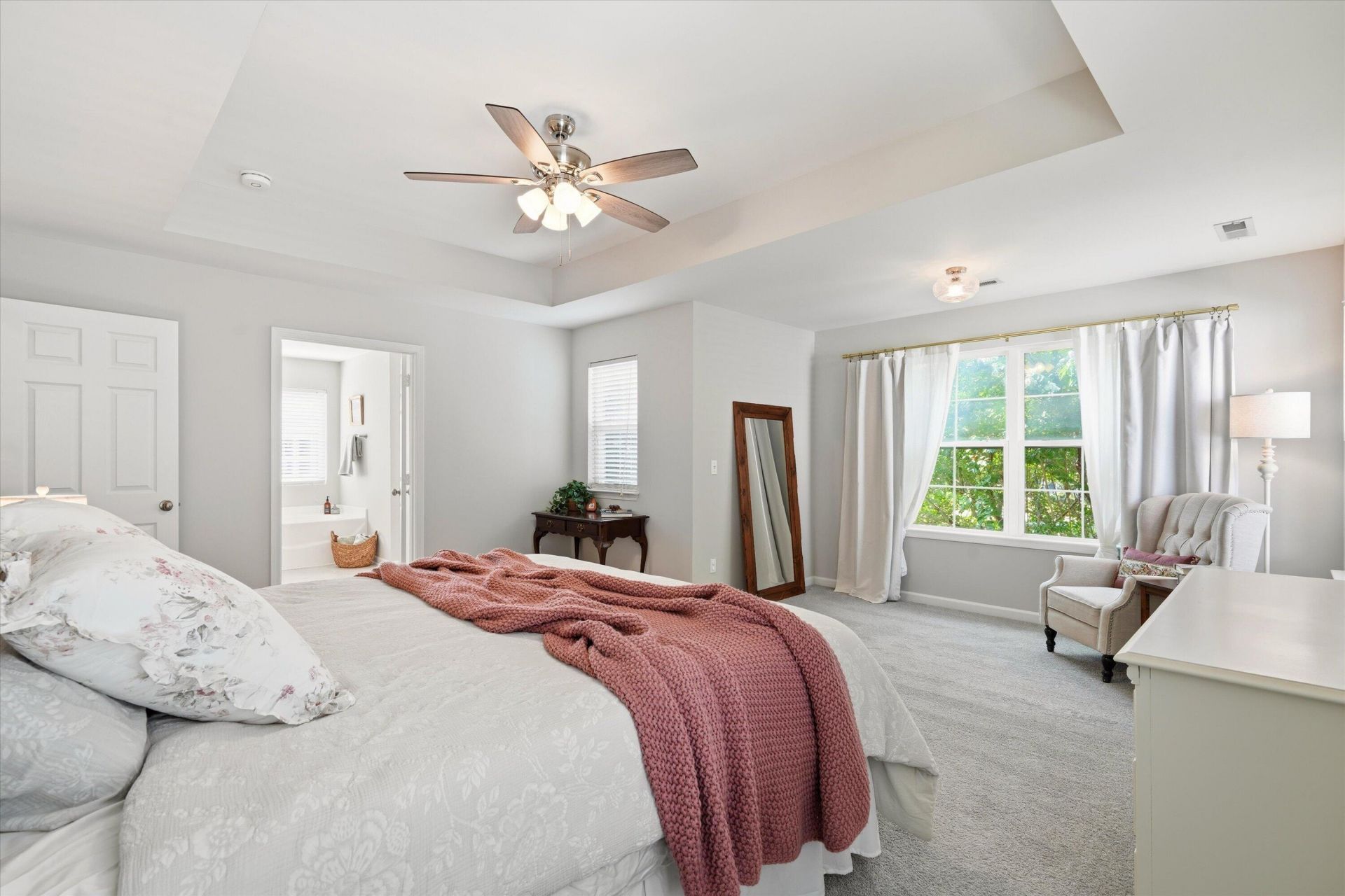 126 Red Leaf Boulevard Photo 16