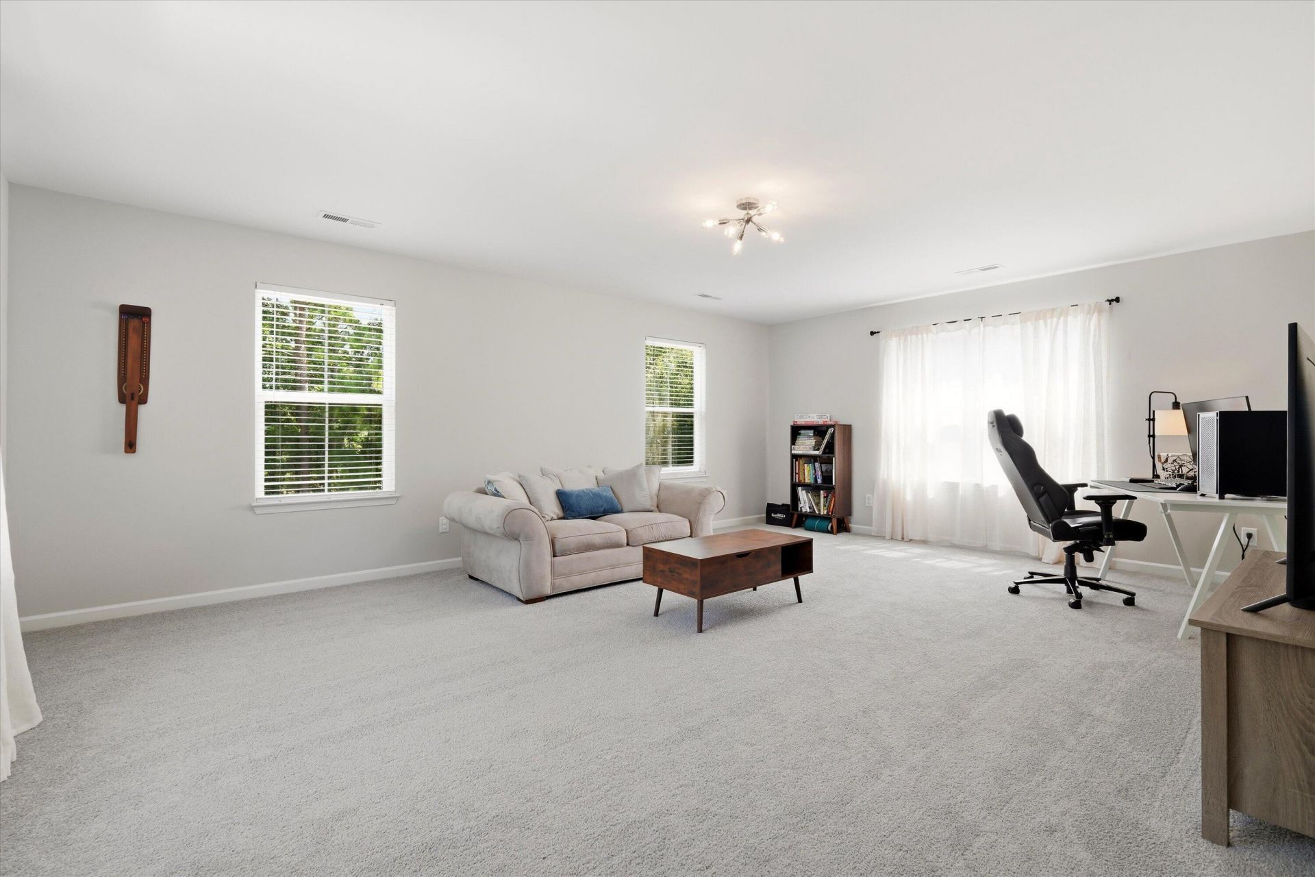 126 Red Leaf Boulevard Photo 24