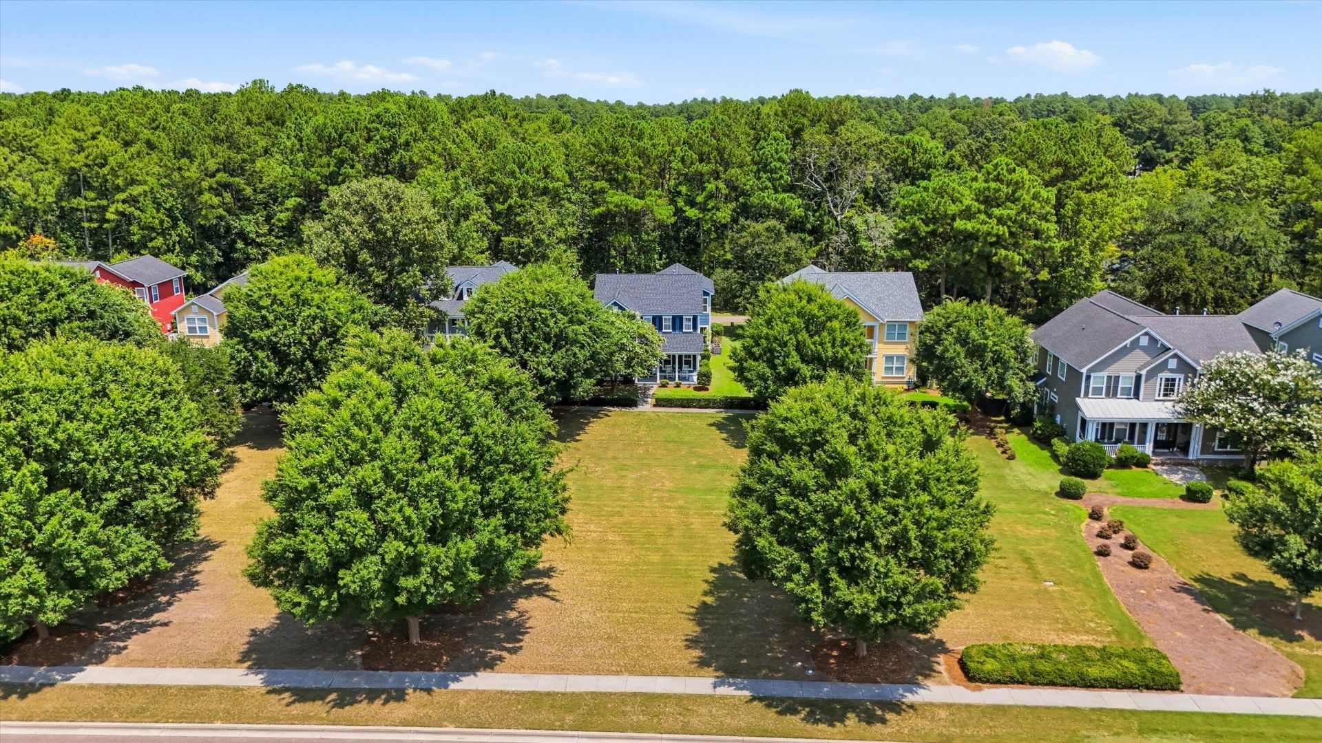 126 Red Leaf Boulevard Photo 29