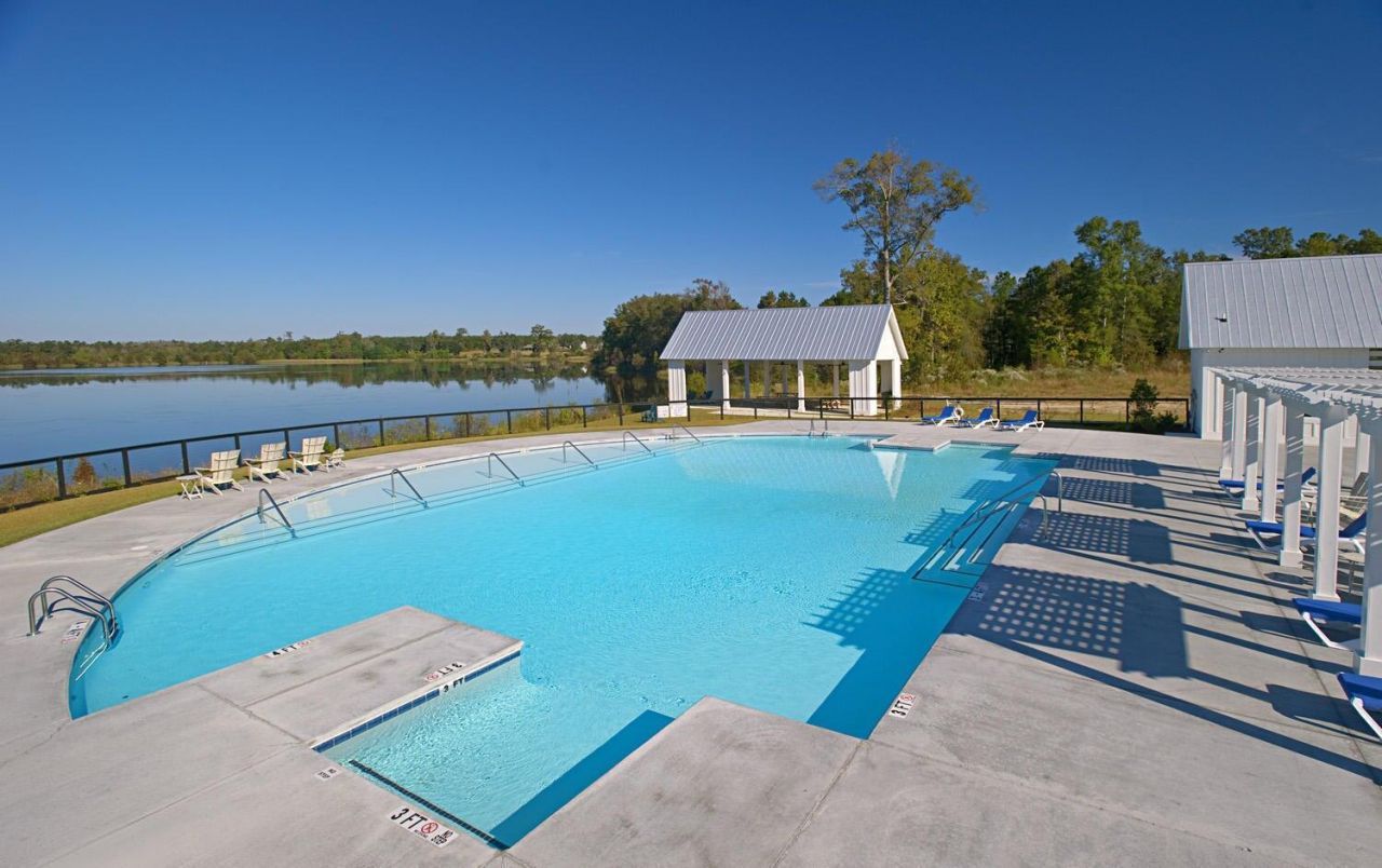 126 Red Leaf Boulevard Photo 47