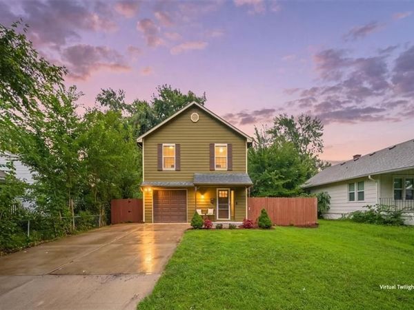 300-B N Buchanan Street, Olathe, KS 66061