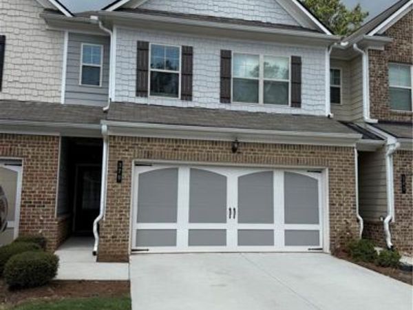 379 Cherryhill Lane , Woodstock, GA 30188
