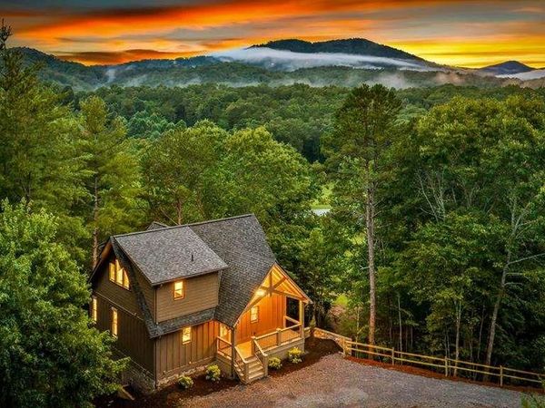 144 Highlands Gap , Mineral Bluff, GA 30559