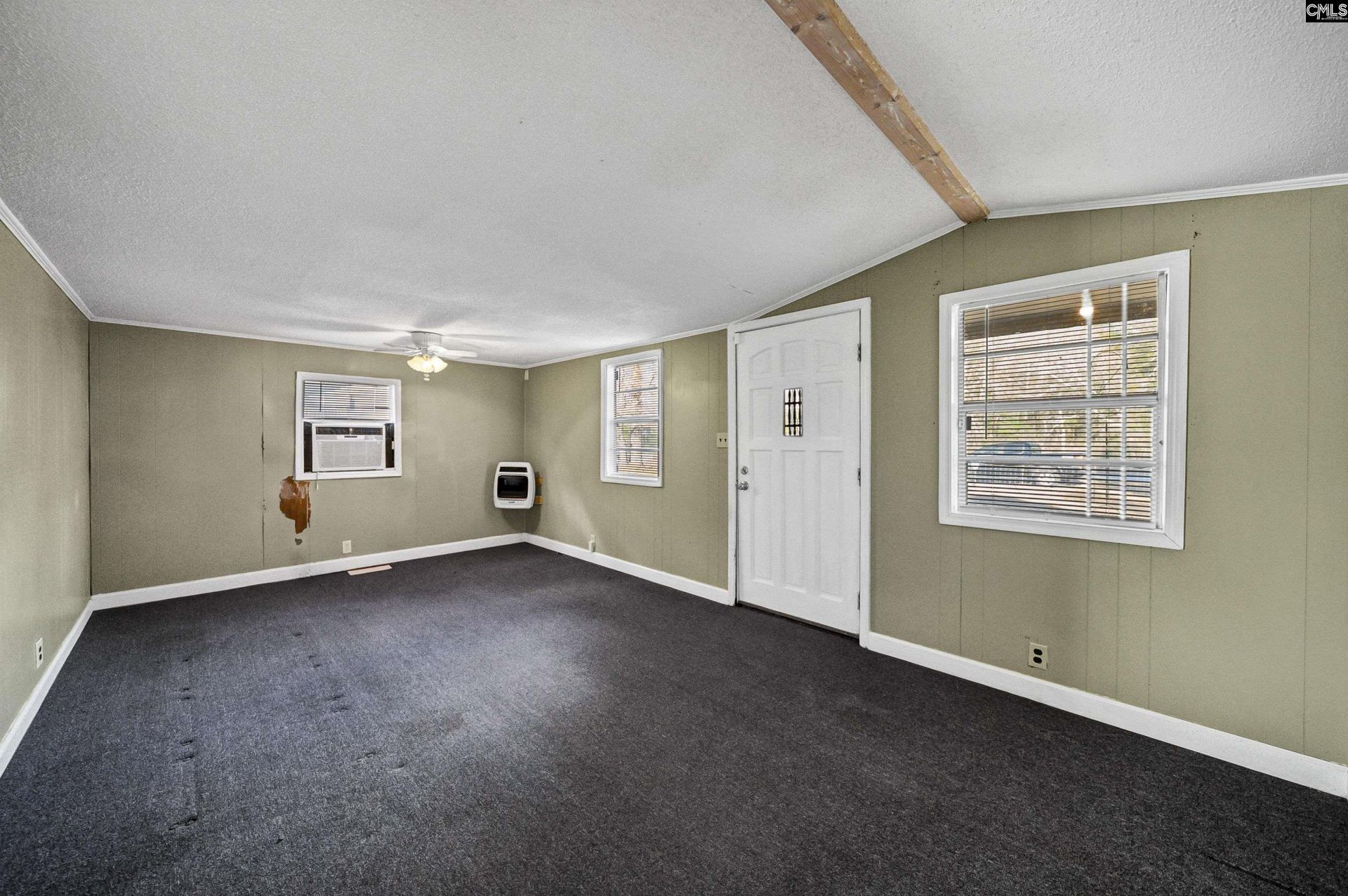 248 Henry Road  Photo 5