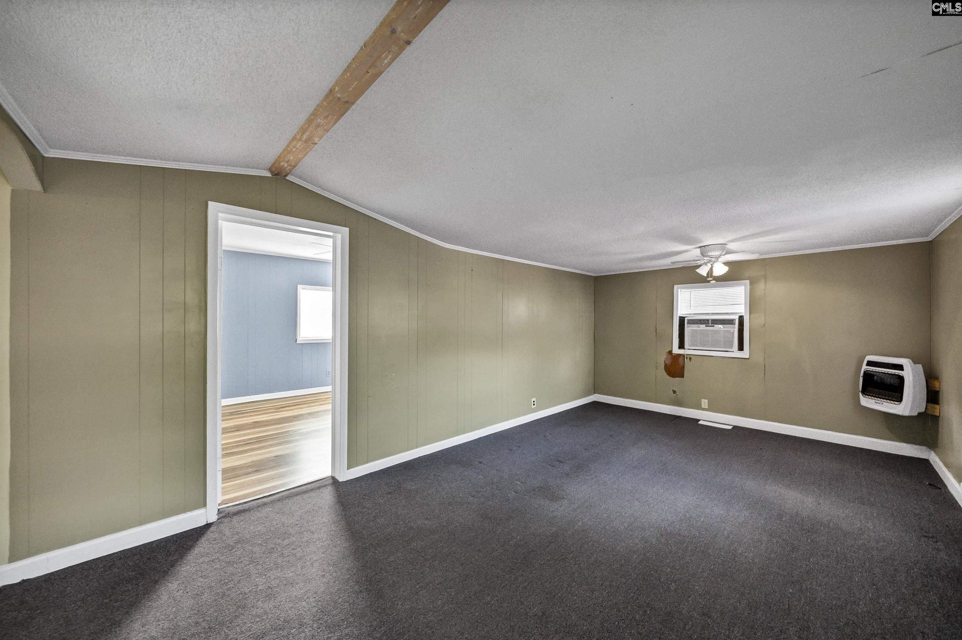 248 Henry Road  Photo 6
