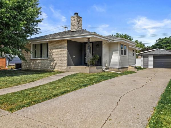 111 Virginia STREET, Racine, WI 53405