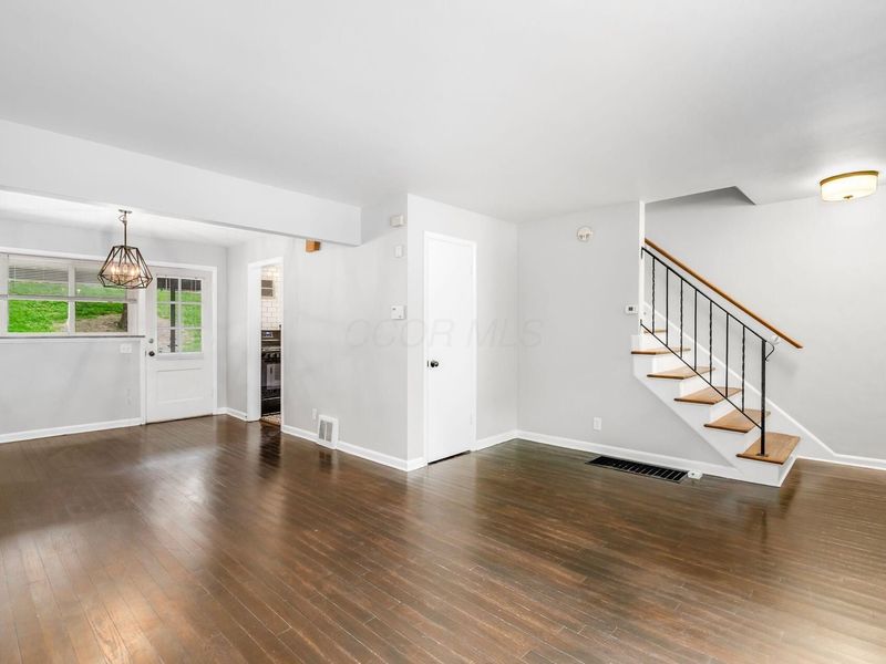 712 Overbrook Drive, Unit 1C, Columbus, OH 43214 Photo 9