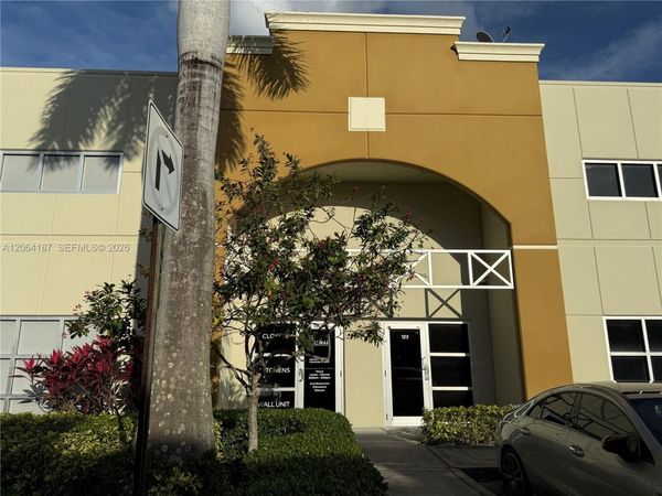 11231 NW 20th St , Unit 123, Sweetwater, FL 33172