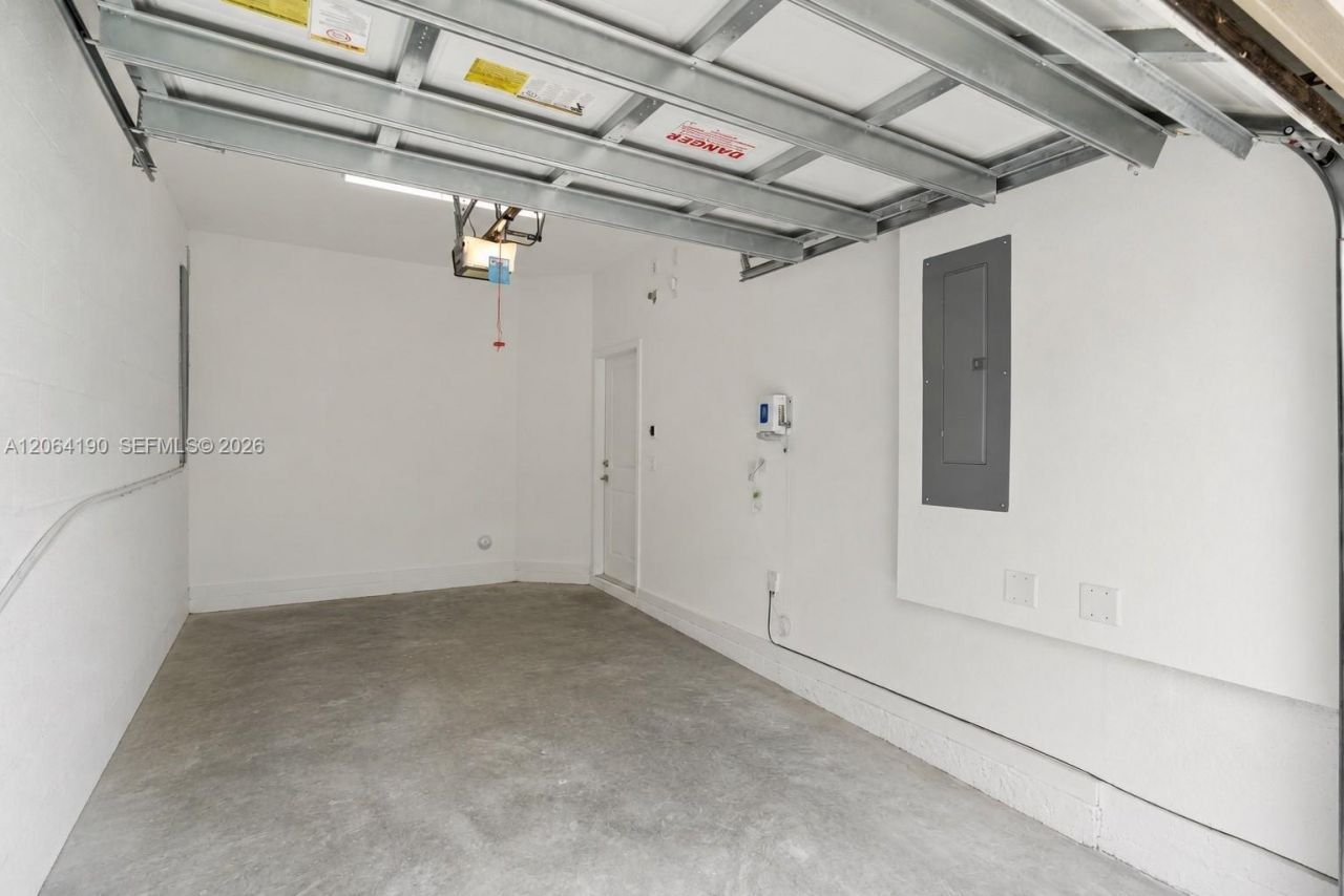 1385 NW 208th Ter, Unit 1385, Miami Gardens, FL 33169 Photo