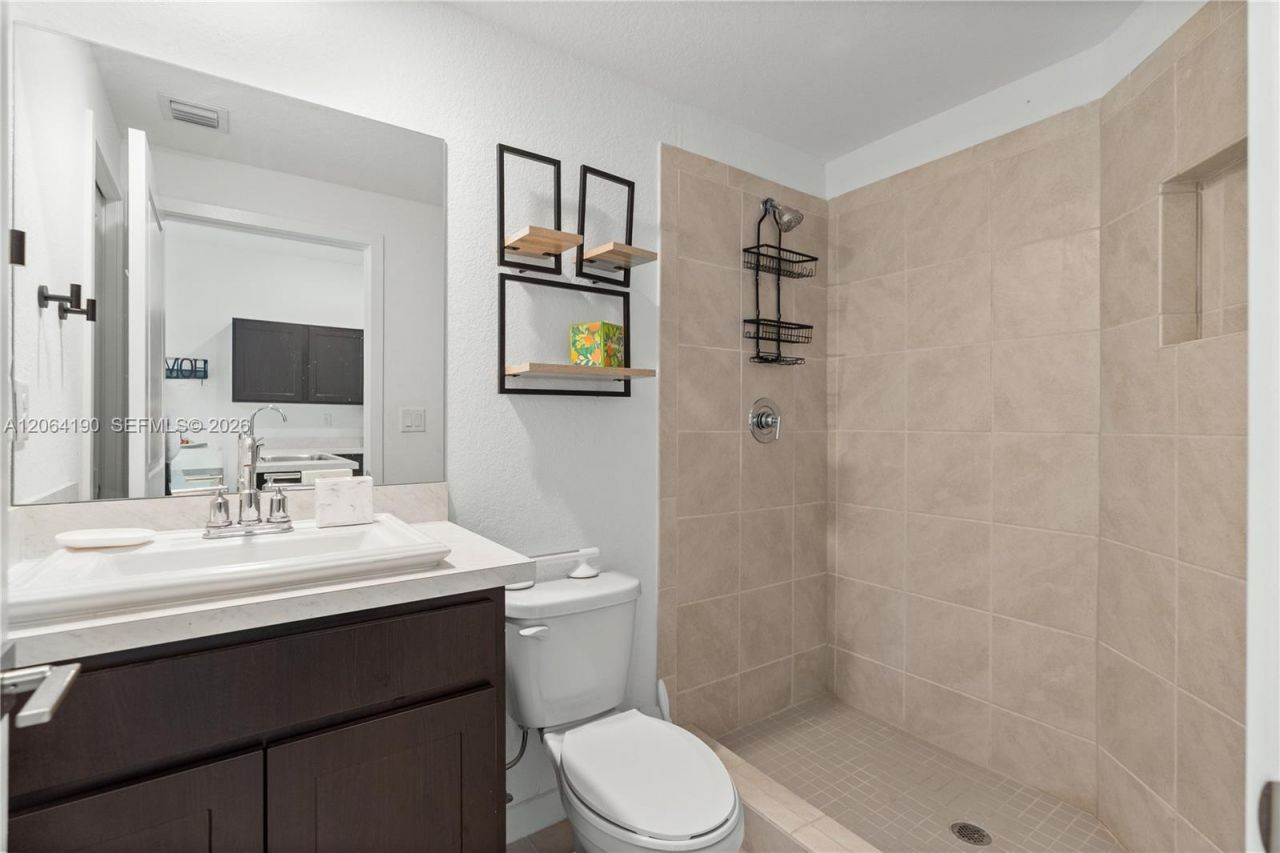 1385 NW 208th Ter, Unit 1385, Miami Gardens, FL 33169 Photo