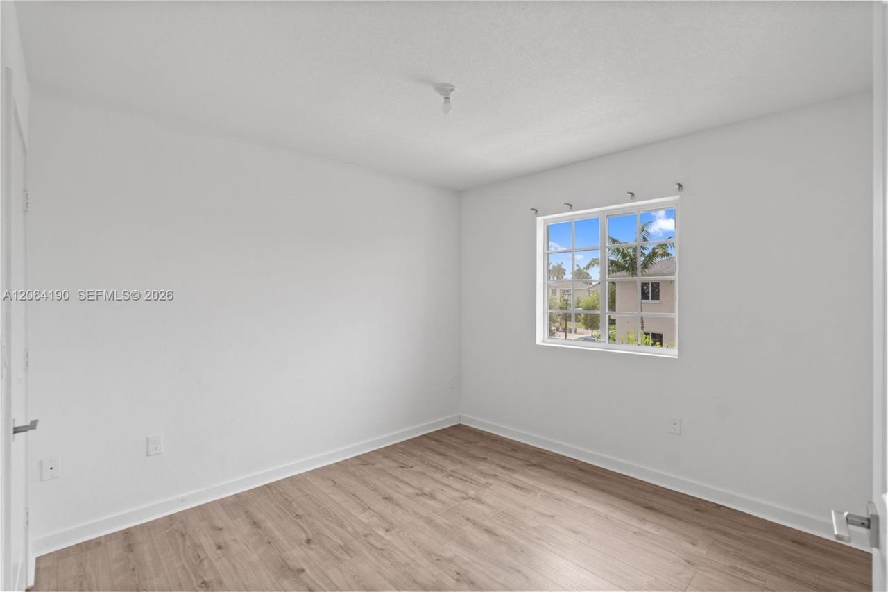 1385 NW 208th Ter, Unit 1385, Miami Gardens, FL 33169 Photo