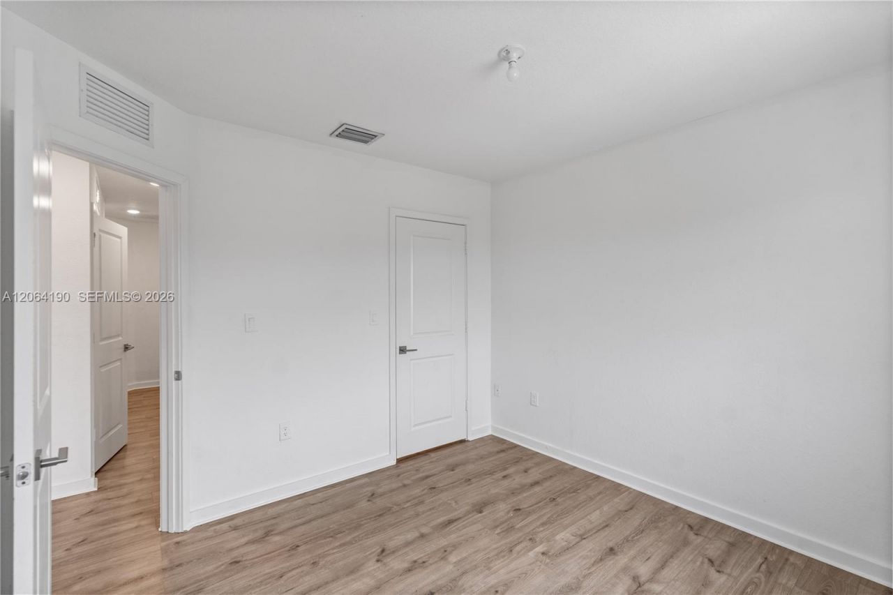 1385 NW 208th Ter, Unit 1385, Miami Gardens, FL 33169 Photo