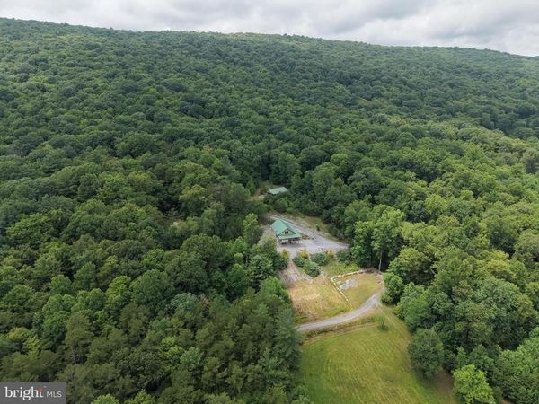 17147 SURGAR RUN , SHIRLEYSBURG, PA 17260