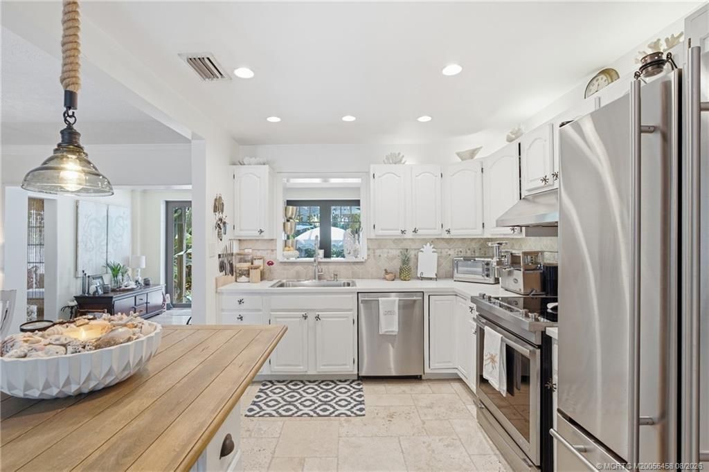 411 SE Krueger Parkway, Stuart, FL 34996 Photo